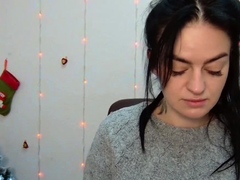 Wool Sweater porn video – Brunette Babe In Grey Sweater Posing