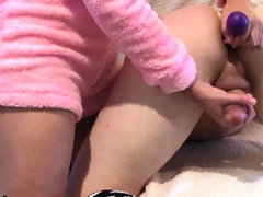 Shemale Amateurs Using Toys