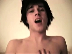 Emo Twink Amateur Bareback Fuck