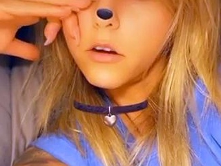 Amateur Blonde Teen Plays Solo with Toy Webcam Porn