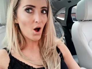 amateur blonde solo webcam